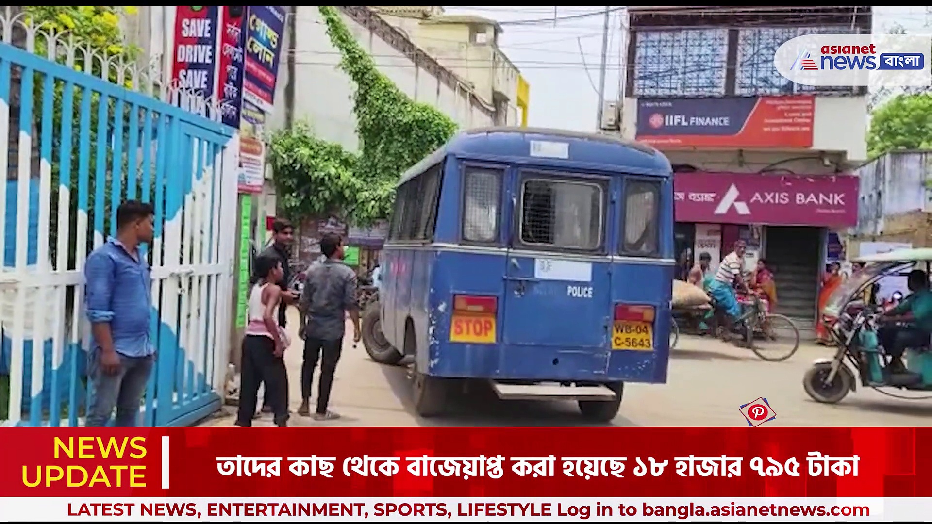 গভীর রাতে জুয়ার ঠেকে হানা সামশেরগঞ্জ থানার পুলিশের, গ্রেফতার আট জুয়ারী