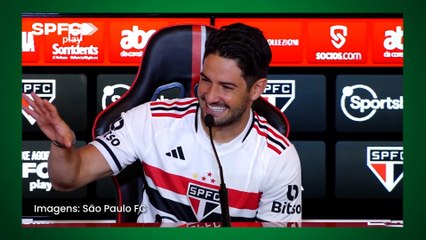 Em chegada ao São Paulo, Pato agradece Ceni, desmente rixa e revela aposta 'Ele está me devendo'