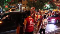 Tekirdağ'daki taraftarlar Galatasaray'ın şampiyonluğunu kutladı