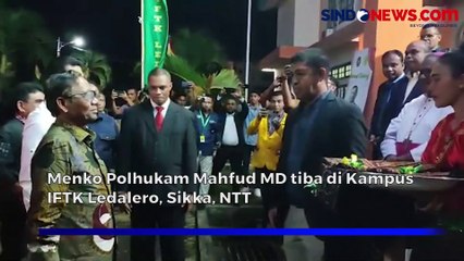 Kunjungi SIKKA, Mahfud MD Hadiri Dialog Kebangsaan Ingatkan Warga pada Gus Dur