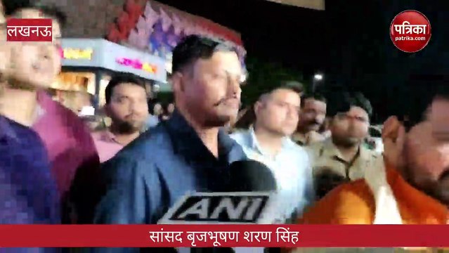 लखनऊ पहुंचे सांसद बृजभूषण शरण सिंह ने खिलाड़ियों को लेकर दिया बयान