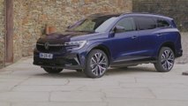 The All-new Renault Espace E-Tech 200 ch Exterior Design in Midnight blue