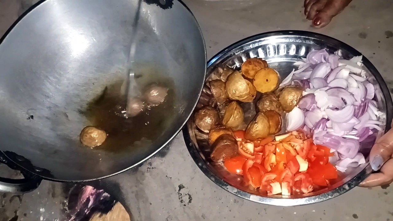 ମଟନ ଝୋଳ / ମୁଁ ଗାଉଁଲି ଷ୍ଟାଇଲିରେ  ଚୁଲି ରେ ଖାସି ମାଂସ  ରୋଷେଇ କଲି / Odia style Mutton curry /Odia vlog