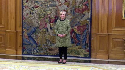 La sorprendente imagen que refleja la buena sintonía entre el Rey Felipe y Hillary Clinton