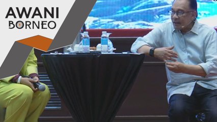 Naik kereta atau naik bot?