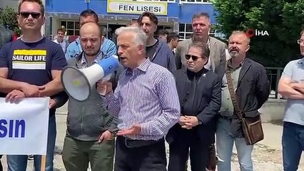 Déclaration de soutien à l'enseignante battue des syndicats