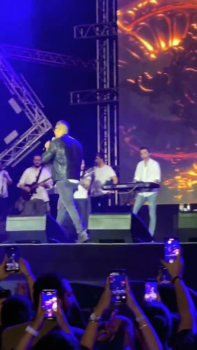 Amr Diab Live Medley AUC 2023 عمرو دياب حفل الجامعة الاميركية(720P_HD)