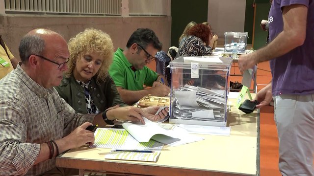 PP insiste en gobernar Extremadura sin Vox y Vara contempla como opción repetir comicios