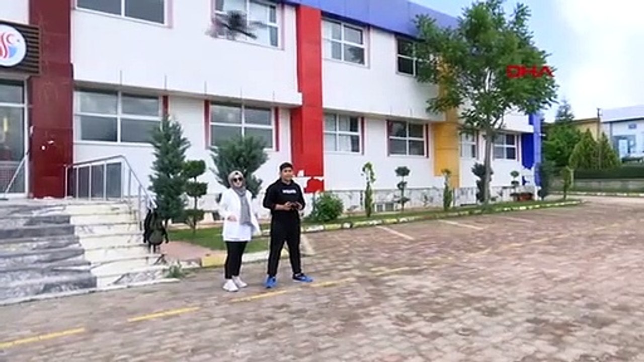 Héros des survivants du tremblement de terre： Nemrutkopter