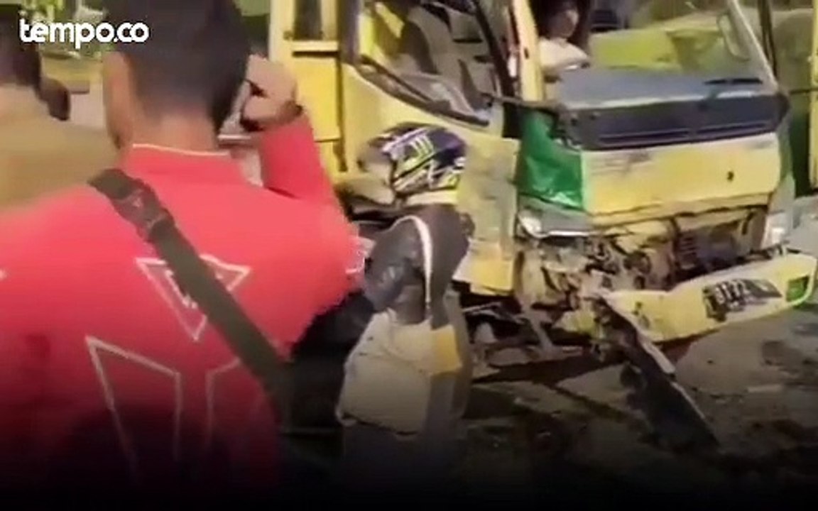 Wakil Bupati Pangandaran Kecelakaan di Ciamis, Mobilnya Remuk