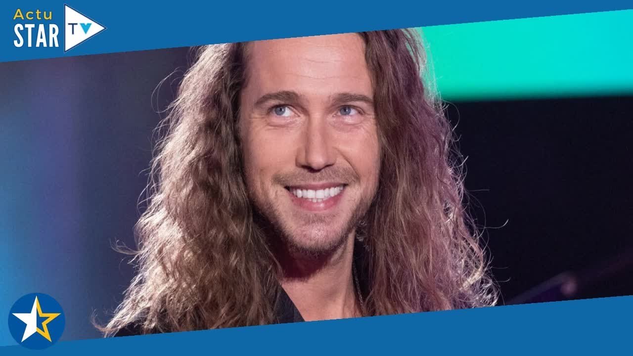 Julien Doré dévoile un nouveau tatouage très original et particulièrement surprenant !