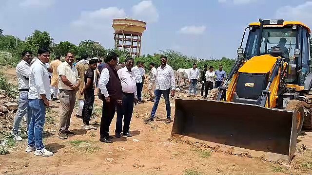 32 साल बाद हुआ स्टेडियम का भूमि पूजन, बच्चे और युवाओं को मिलेगा विभिन्न खेलों का अवसर