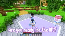 Playing as a CHEERLEADER In Minecraft!