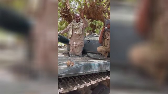 عبد الرحيم دقلو - القائد الثاني للدعم السريع: #حميدتي بخير ويقاتل في الصفوف الأولى #السودان #العربية