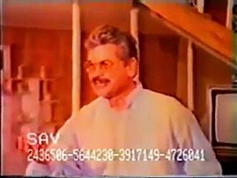 یہ فلم 30 سال پرانی ضرور ھے مگر آج کے حالات کے عین مطابق ھے حالات کی عکاسی کر رہی ھے کلپ ضرور سنیں گے کیا خوبصورت سچ ھے