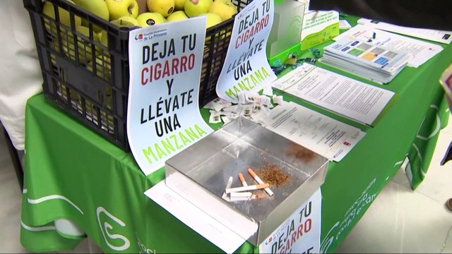 Expertos y jóvenes coinciden en la nocividad de fumar en el Día Mundial Sin Tabaco