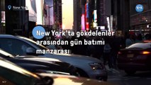 New York’ta gökdelenler arasından gün batımı manzarası