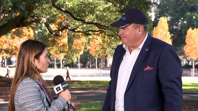 Aust. retired greyhounds rehomed in US as therapy dogs