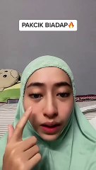 "Belajar tak pandailah tu, kenapa tak belajar tinggi2? Bolehlah merasa gaji RM5,000 ke RM6,000. Lagi kata2 pakcik bi4d4p