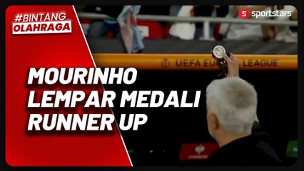 Kesal Jadi Runner-Up Liga Europa, Jose Mourinho Lempar Medali ke Seorang Bocah