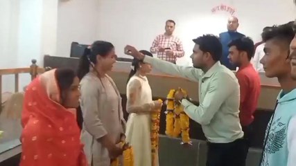 बालाघाट: कलेक्ट्रेट में कराया गया तीन जोड़ों का विवाह, मनपसंद साथी पाकर खिल उठे चेहरे