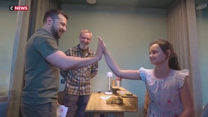 Guerre en Ukraine : Volodymyr Zelensky inaugure un «Centre de protection des droits de l'enfant»