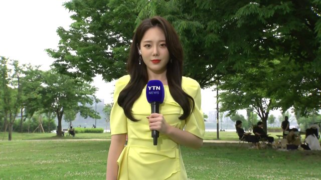[날씨] 중부 많은 구름, 남부엔 비...내일 전국 여름 더위 / YTN