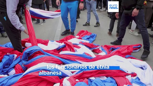 Los esfuerzos internacionales se redoblan en busca de una solución en Kósovo