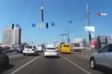 Otoyola füze düştü