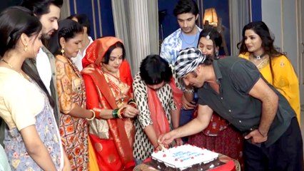 Comedy Show Meri Saas Bhoot Hai के कलाकारों ने 100 एपिसोड पूरे होने पर मनाया जश्न