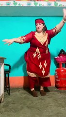 Entertainment video's|Funny lady dancing|enjoy music