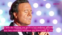 Julio Iglesias en fauteuil roulant ? Le chanteur sort du silence et évoque sa santé