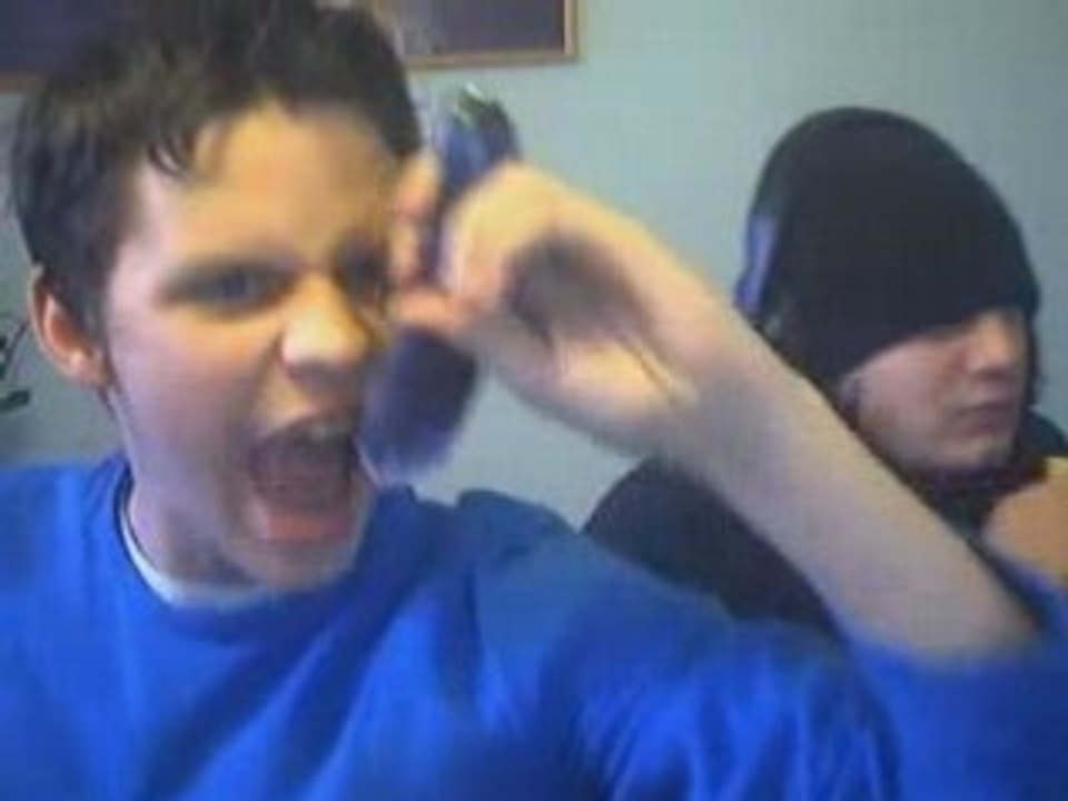 YouTube - 2 boys sing wwe mr kennedy