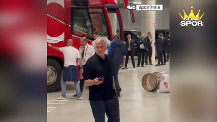 İlk kez final kaybeden Mourinho'dan maçın hakemine küfür
