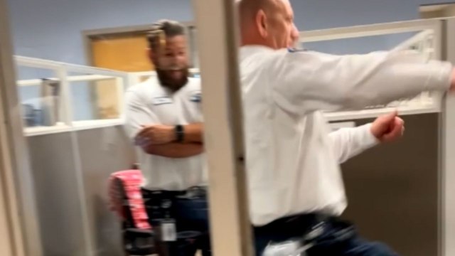 Man fails miserably when he attempts the skipping challenge *Hilarious Skipping Fail*