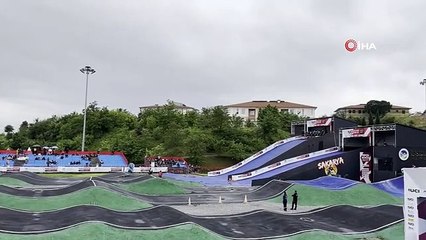 Ayçiçeği Bisiklet Vadisi'nde Dünya Kupası yarışlarının ilk günü tamamlandı