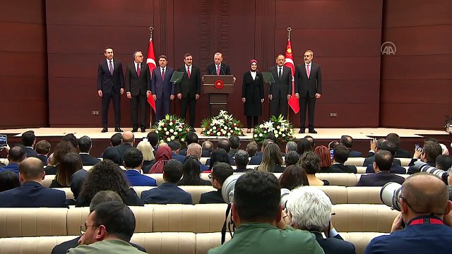 Kabine'nin tek kadın bakanı Mahinur Özdemir Göktaş oldu