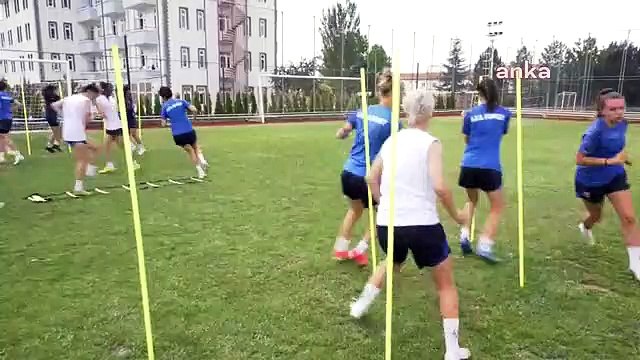 Ankara Büyükşehir Belediyesi Kadın Futbol Takımı, Şampiyonluk İçin Hazır