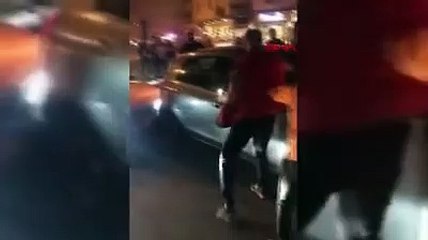 Şampiyonluk kutlayan taraftarların arasına dalmıştı; serbest bırakıldı