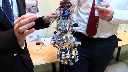 Des étudiants universitaires d'Ankara ont développé des gants de réalité virtuelle