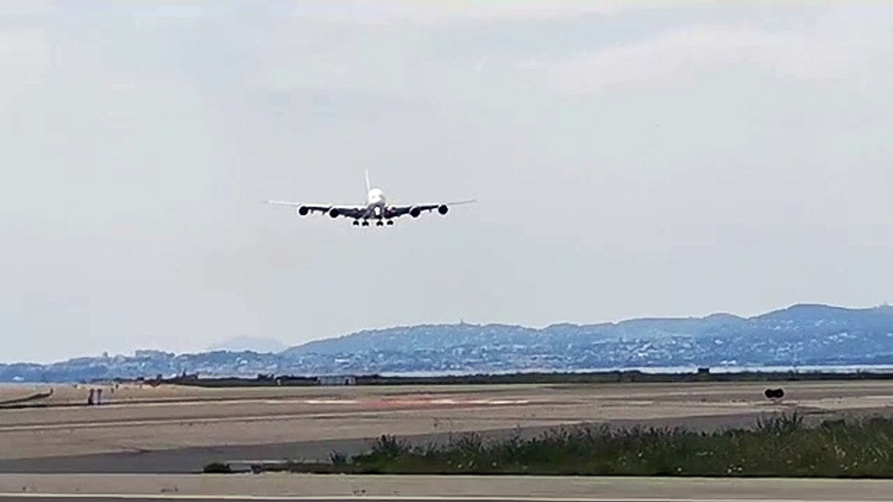 Un Airbus A380 a atterri à l'aéroport de Nice ce jeudi 1er juin