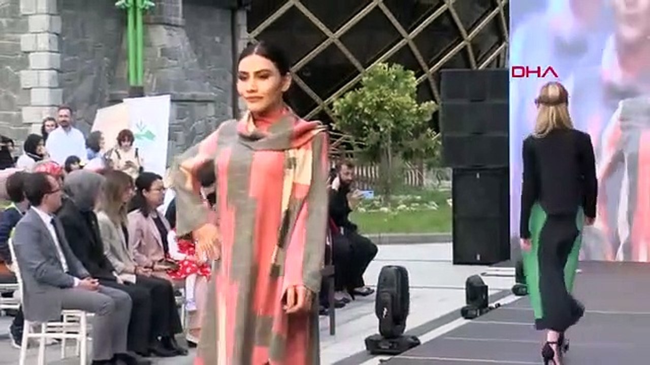 Défilé de mode sur le thème de Keşan par le créateur de mode Rize Hacere Orhan