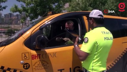 Uygulamadan kaçarken yakalanan sürücü: Ehliyetim yanımda yoktu, döndüm, polis abi Allah razı olsun beni yakaladı