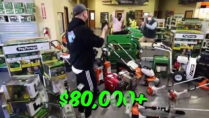 I Gave People $1,000,000 But ONLY 1 Minute To Spend It!