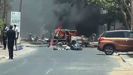 Reprise des échauffourées à l’UCAD, une vehicule brûlé à Point-E
