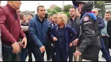 Attaque contre le directeur de la succursale de reconstruction d'İBB lors de la démolition illégale d'un café à Üsküdar： 1 personne a été arrêtée