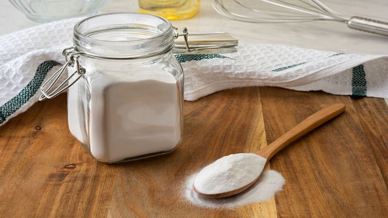 Baking Soda vs. Baking Powder: What's the Diffe...