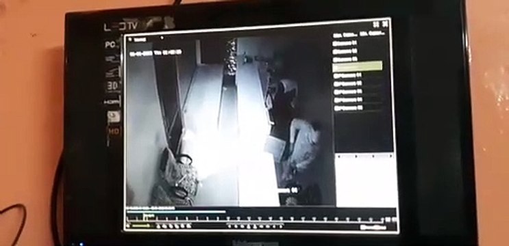 दौसा. लालसोट मंडी में आढ़तिए की दुकान के टूटे ताले, 32 हजार की नकदी पार