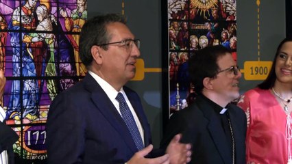 La sede de Cajasol acoge una muestra sobre las vidrieras de la Catedral y su conservación