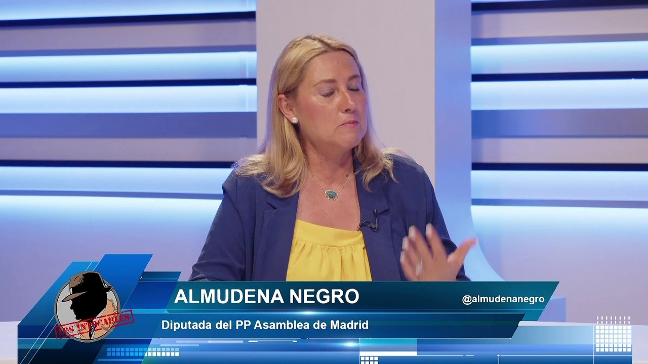 ALMUDENA NEGRO: Hace mucho tiempo que el Partido Socialista murió